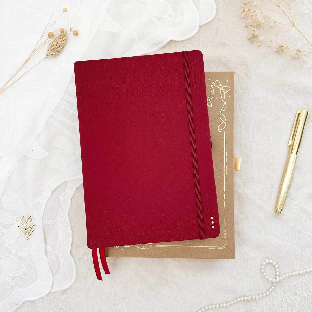 Hand-drawn journal - Undated planner - Bordeaux