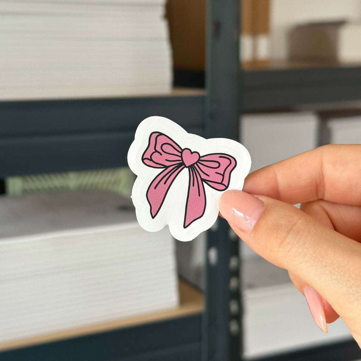Hand-drawn sticker - Bow - Size M