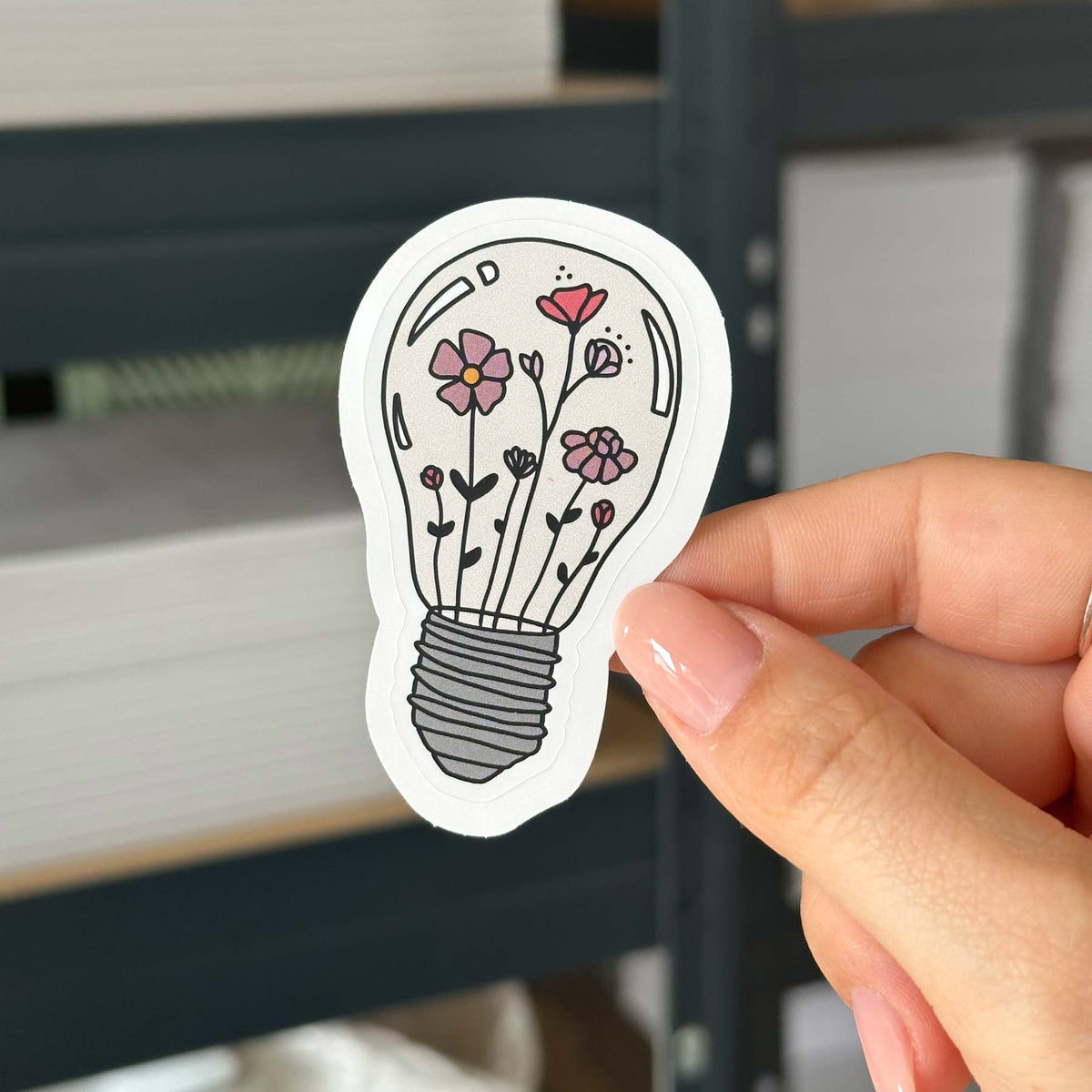 Hand-drawn sticker - Lightbulb with flowers - Size M