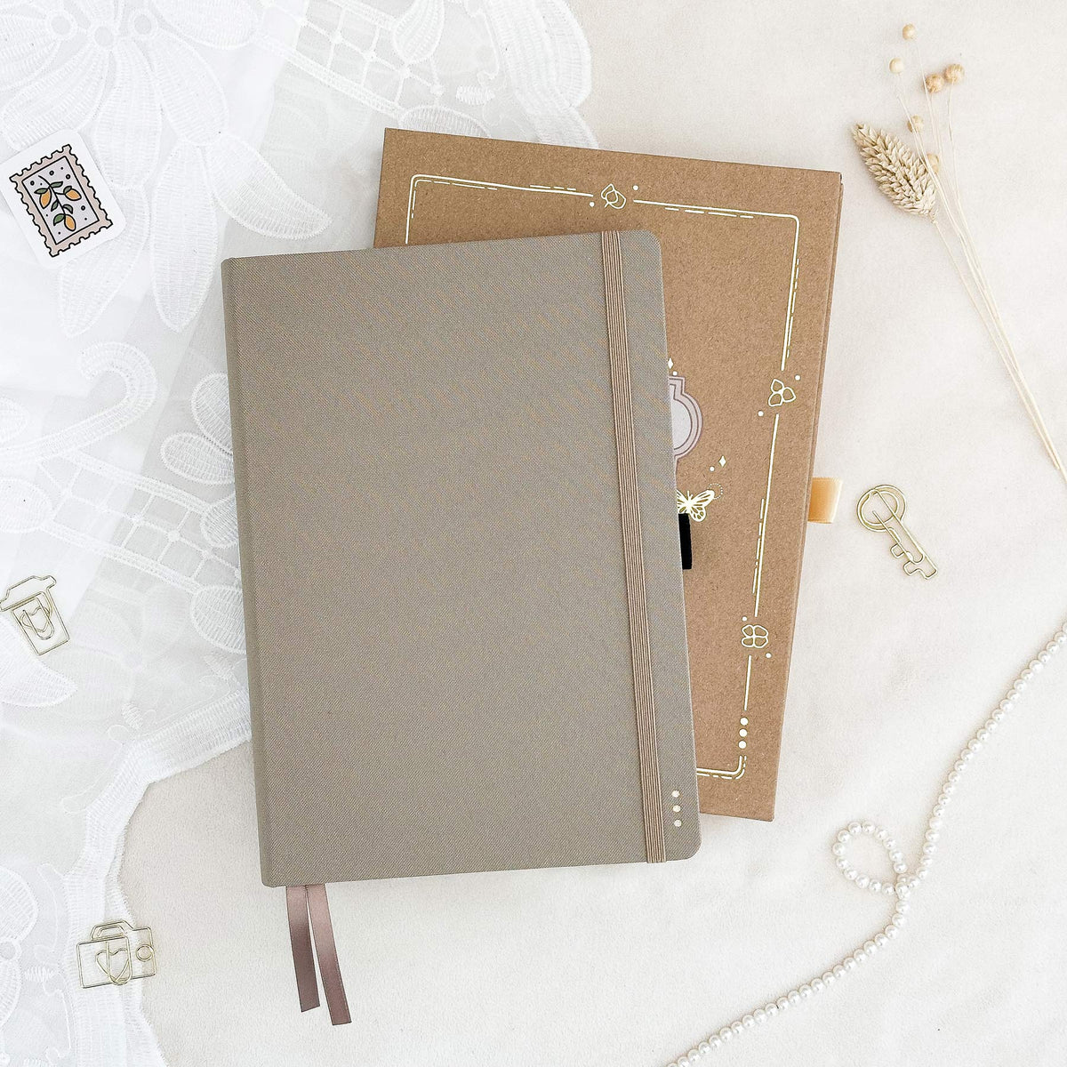 Hand-drawn planner - Undated - 100% recycled paper - Cappuccino