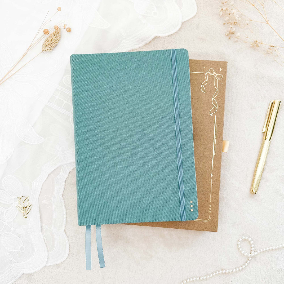 Hand-drawn journal - Undated planner - Teal